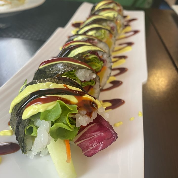 photo of Asia Fusion Sushi futomaki vegan shared by @isabella2409 on  06 Aug 2022 - review