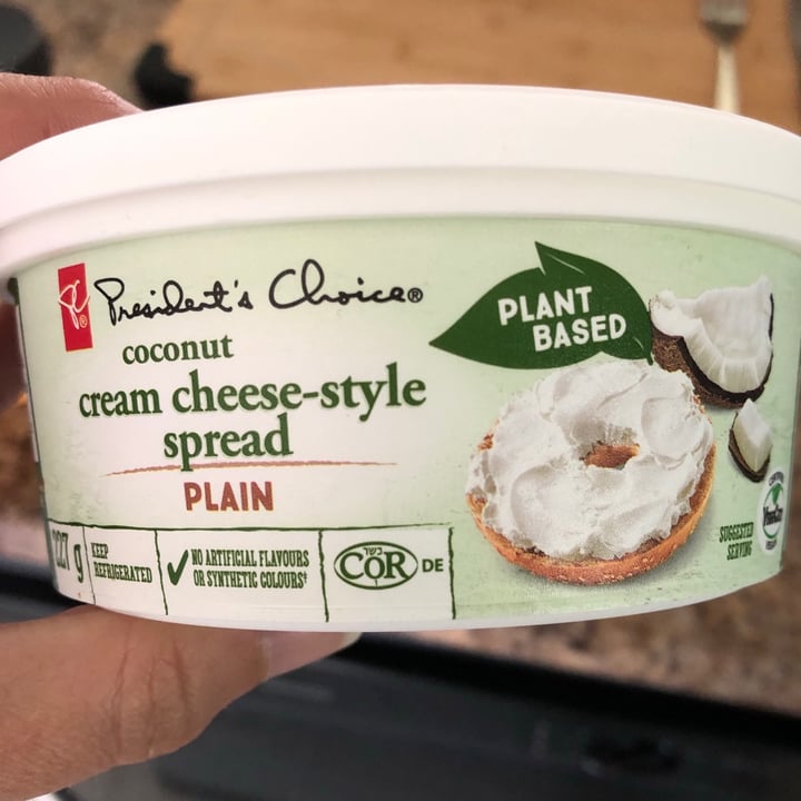 photo of President's Choice Coconut Cream Cheese Style Spread shared by @tiiu82 on  10 Jun 2021 - review