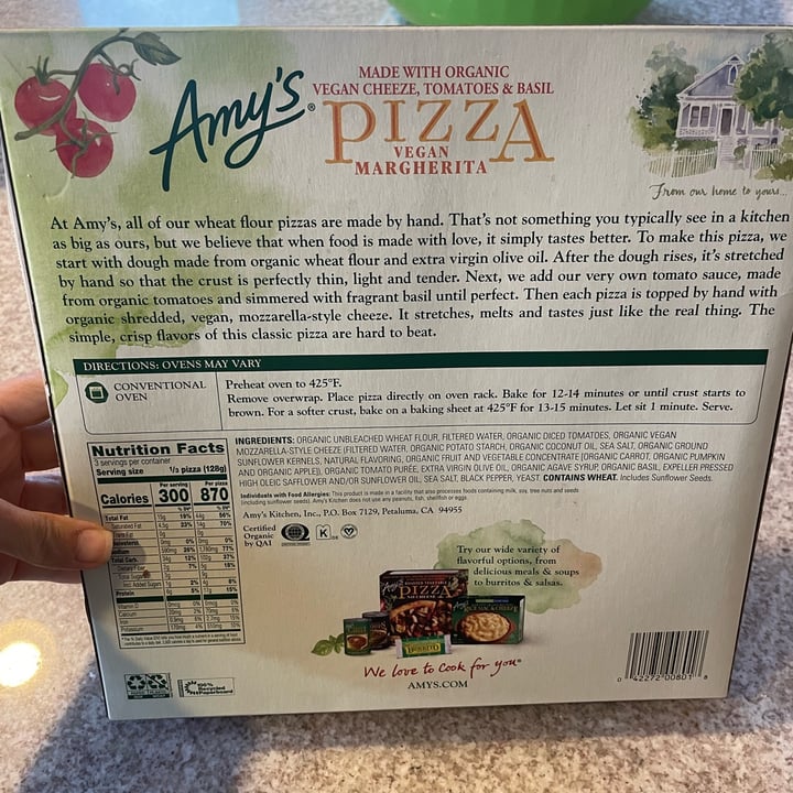 photo of Amy’s Amy’s Vegan Margherita Pizza shared by @dentalandlentils on  01 Nov 2022 - review