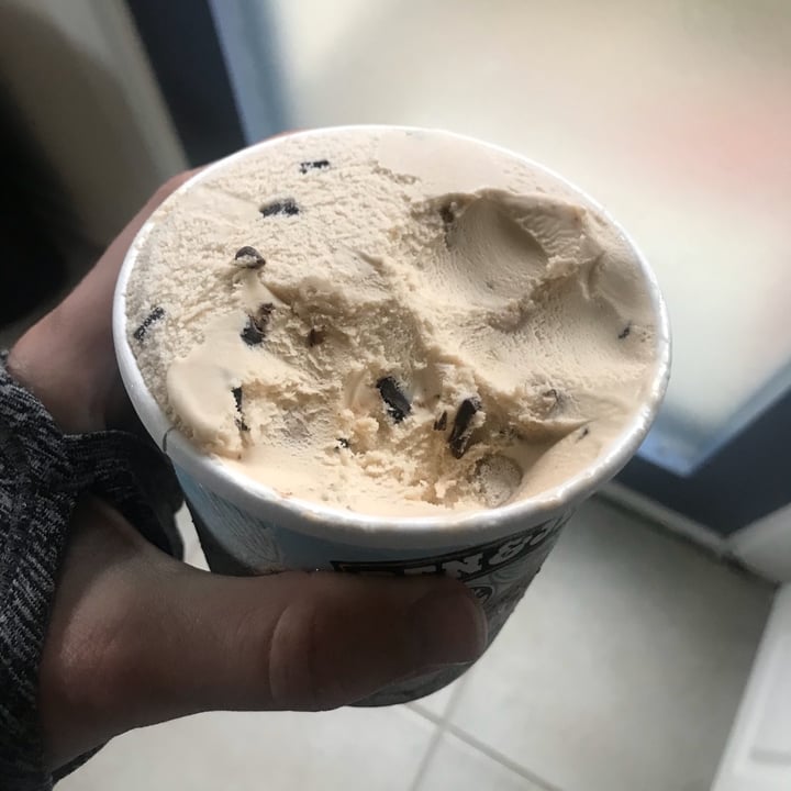 photo of Ben & Jerry's Chocolate Chip Cookie Dough Non-Dairy Frozen Dessert shared by @curvycarbivore on  14 Mar 2020 - review
