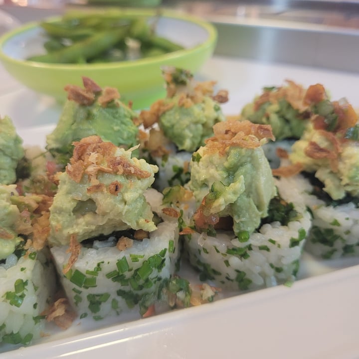 photo of Yugo Sushi Greens avocado vulcano shared by @kenyacapra on  21 Oct 2022 - review