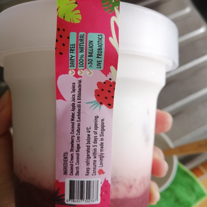 photo of Happy Bounty Coconut Strawberry Yoghurt shared by @mssoulshine on  23 Jan 2022 - review