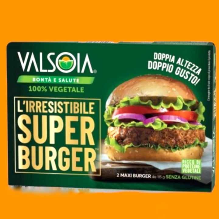 photo of Valsoia L’irresistible Super Burger shared by @tanochefvegan on  28 Apr 2022 - review