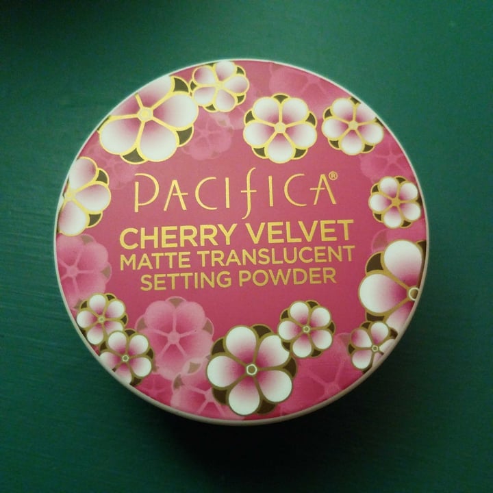 photo of Pacifica Pacifica Cherry Velvet Matte Translucent Setting Powder shared by @shannonleigh77 on  31 Dec 2020 - review