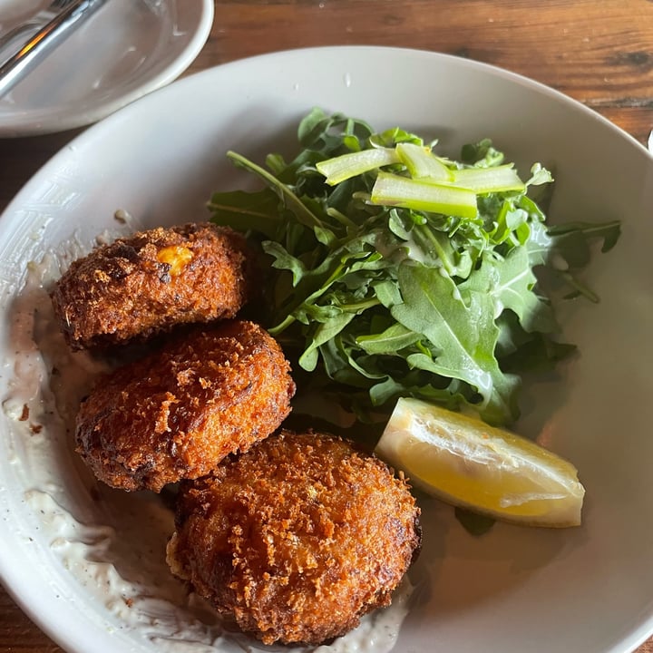 photo of The Beer Plant Crab Cakes shared by @yvegan80 on  13 Jul 2022 - review