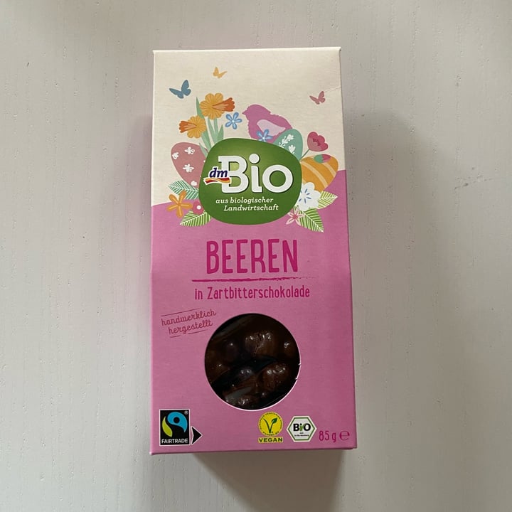 photo of dmBio Beeren in zartbitterschokolade shared by @elisa7 on  09 Apr 2022 - review
