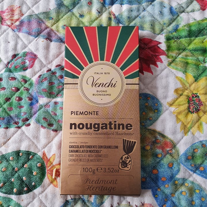 photo of Venchi Cioccolato fondente Piemonte Nougatine shared by @vegfulness on  14 Apr 2022 - review
