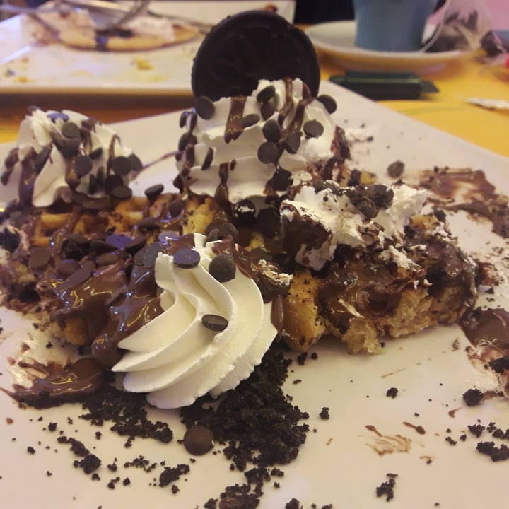 photo of Freedom Cakes Gofres chocolate y oreo shared by @mfs on  14 Apr 2022 - review