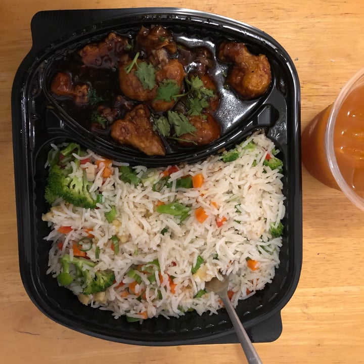 review photo of Chowking Restaurant Al Khuwair Vegetable Manchurian Vegetable Chaofan Combo shared by @skepticphytophile on 18 Jul 2022 - review