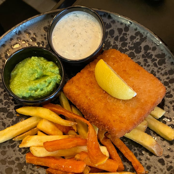 photo of Forky's No-fish and chips shared by @sonsofseitan on  18 Jul 2022 - review