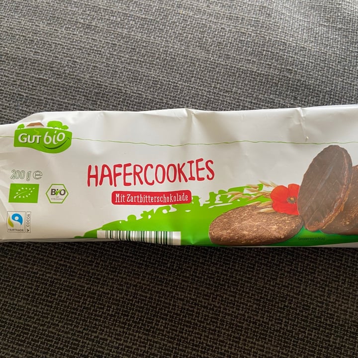 photo of GutBio Hafer-Cookies mit Zartbitterschokolade shared by @cathyvanorten on  27 May 2021 - review