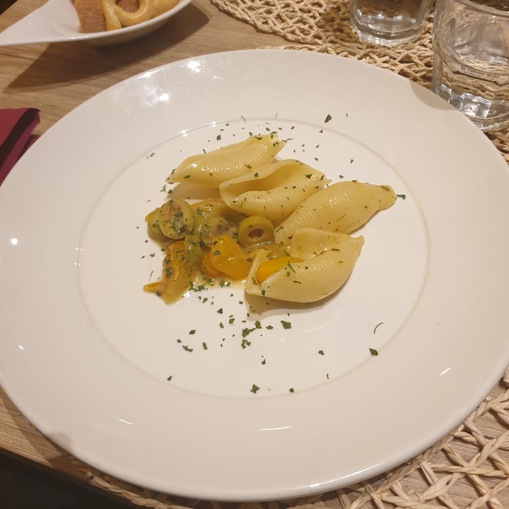 photo of Panghea Ristorante Pasta With Olives And Yellow Cherry Tomatoes shared by @paolot on  11 Dec 2022 - review