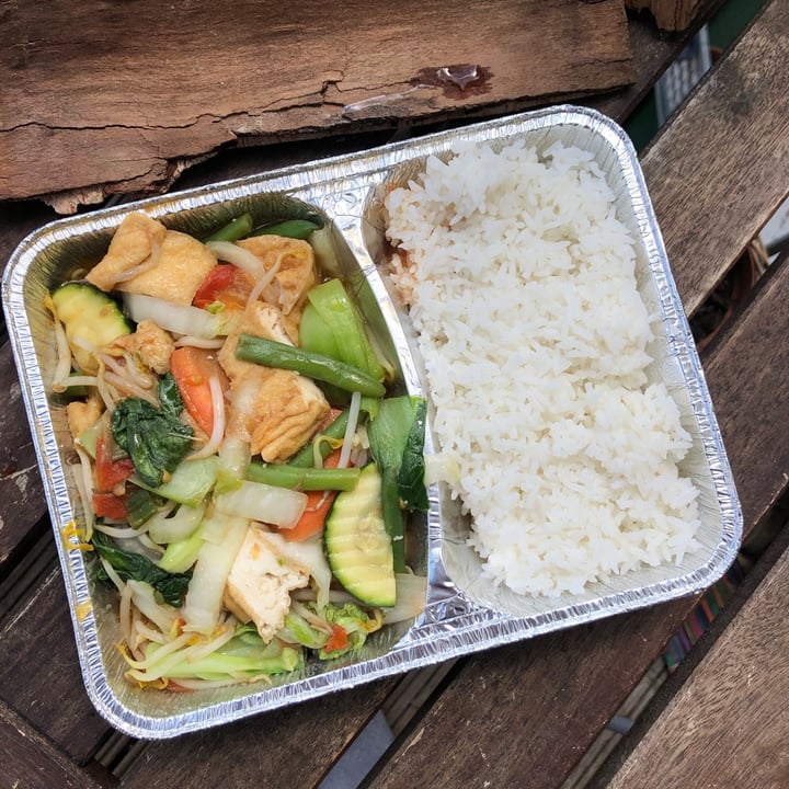 photo of Vietnamesische Küche Da Lat Gebratenes Gemüse mit gekochtem Reis shared by @stefma on  17 May 2020 - review