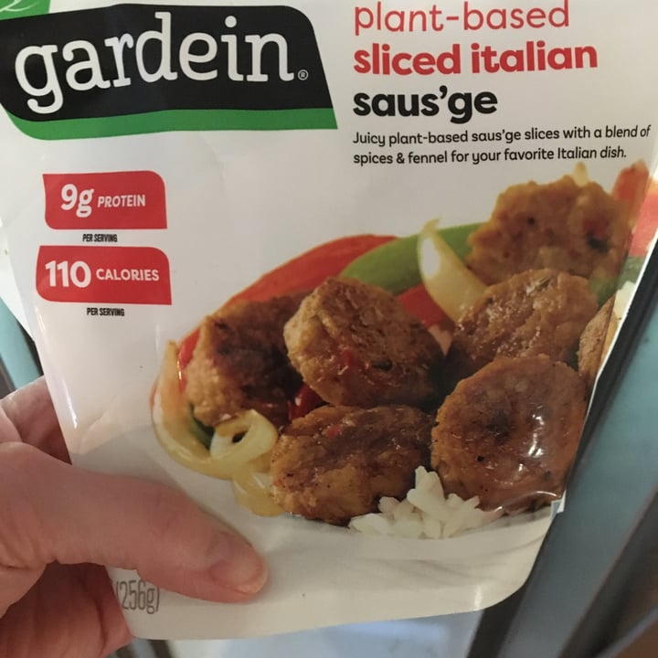 review photo of Gardein Sliced Italian Saus’age shared by @kaywizz on 29 May 2022 - review