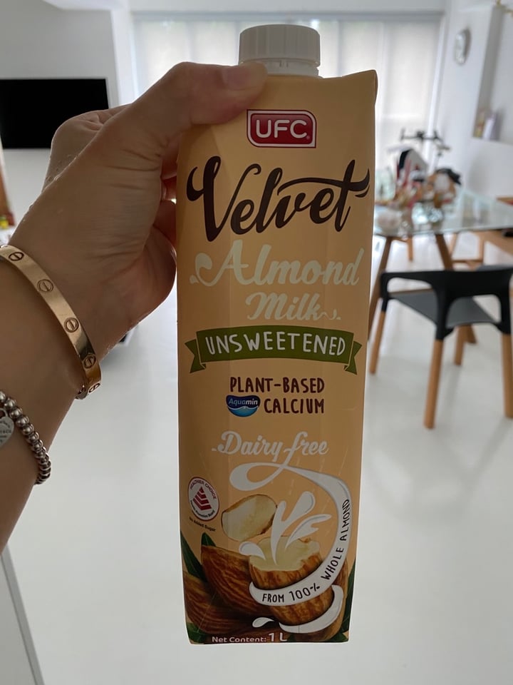 photo of UFC Almond Milk Unsweetened shared by @pennyemily on  03 Jan 2020 - review