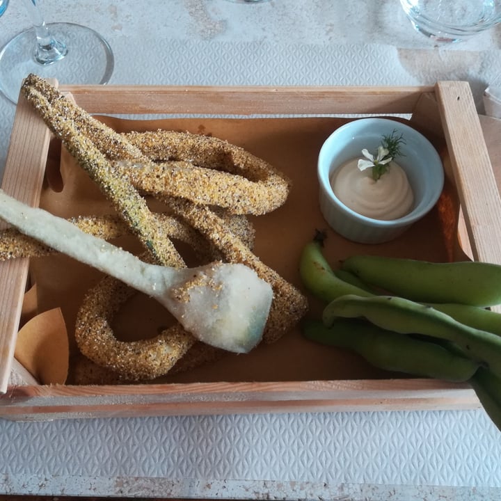 photo of Sottobosco Bistrot Fritto misto di ortaggi di stagione e maionese al tamari. shared by @grilla on  08 May 2022 - review