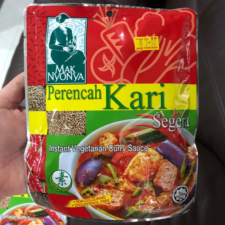 photo of Mak Nyonya Perencah Kari Segera (Instant Vegetarian Curry Sauce) shared by @cloecyl on  18 Jun 2021 - review