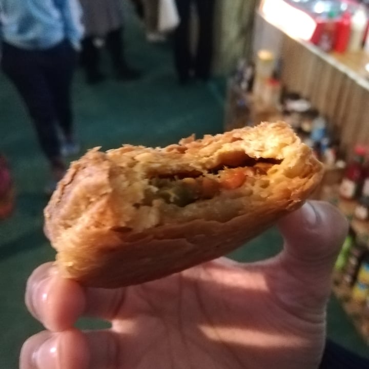 photo of Vegan Goods Market Veg curry pie shared by @allygreen on  08 Aug 2021 - review