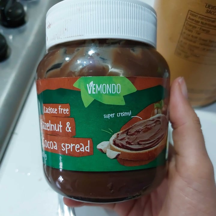 photo of Vemondo Hazelnut & Cocoa Spread shared by @carolaco on  01 Apr 2022 - review