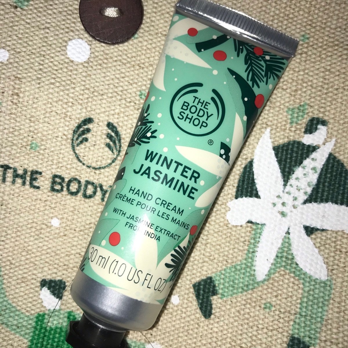 The Body Shop Winter Jasmine Hand cream Reviews abillion