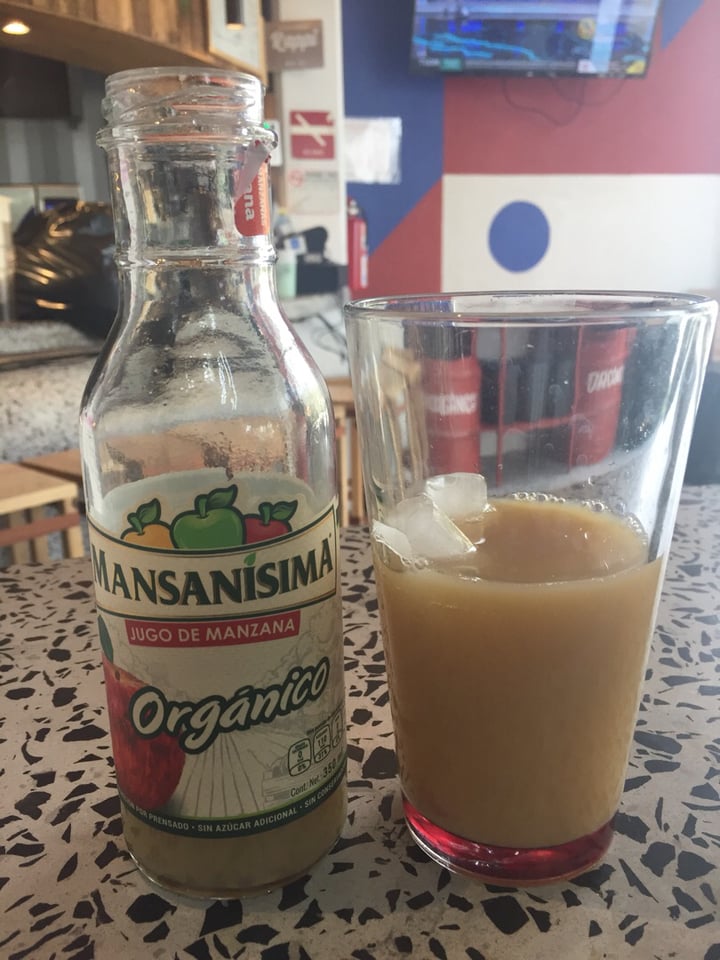 photo of Mansanísima Jugo de manzana natural shared by @laaprendiz on  07 Mar 2020 - review