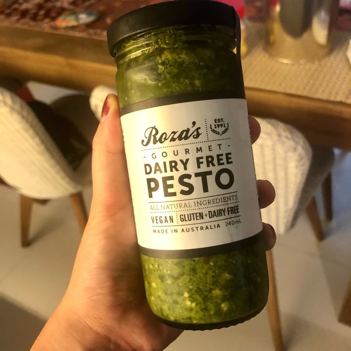 photo of Roza’s Roza’s Gourmet Dairy-Free Pesto shared by @emdothe77 on  30 Jan 2022 - review