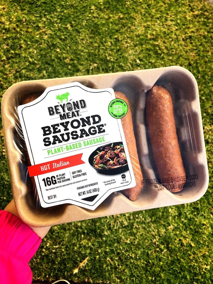 photo of Beyond Meat Beyond Sausage Hot Italian shared by @loretta on  28 Jan 2020 - review