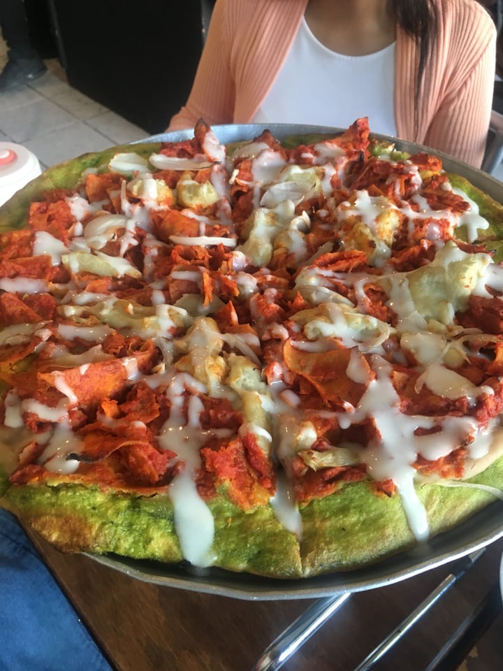 photo of Salvaxe Pizza de chilaquiles y bistec shared by @verogs0 on  09 Oct 2020 - review