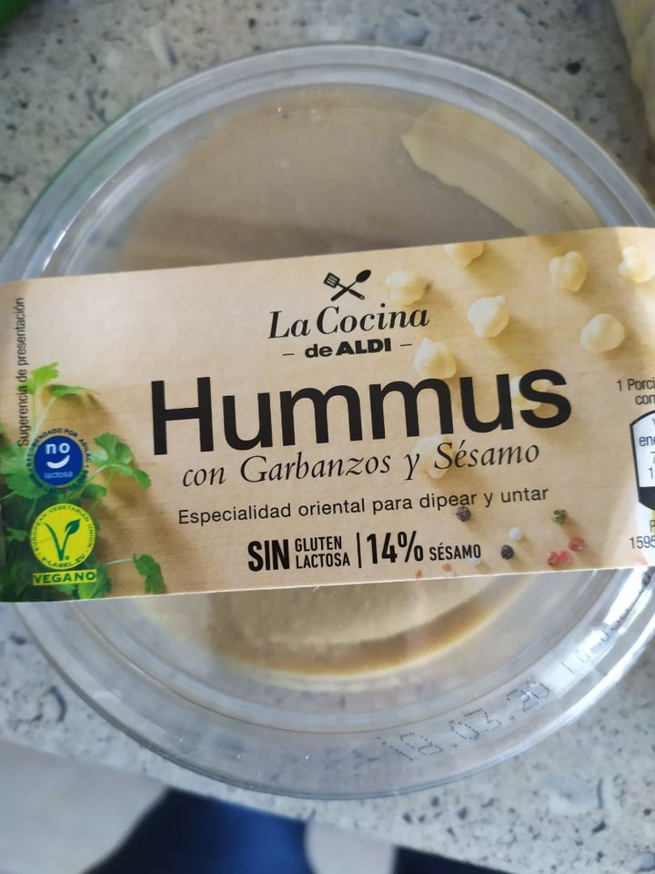 photo of ALDI Hummus (Natural) shared by @anniev on  04 Mar 2020 - review