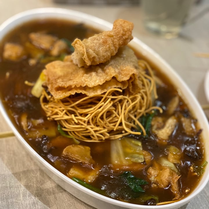photo of Flavours by Saute Lion Mane Thick Broth Yee Noodles shared by @angiecwakefield on  19 Mar 2022 - review