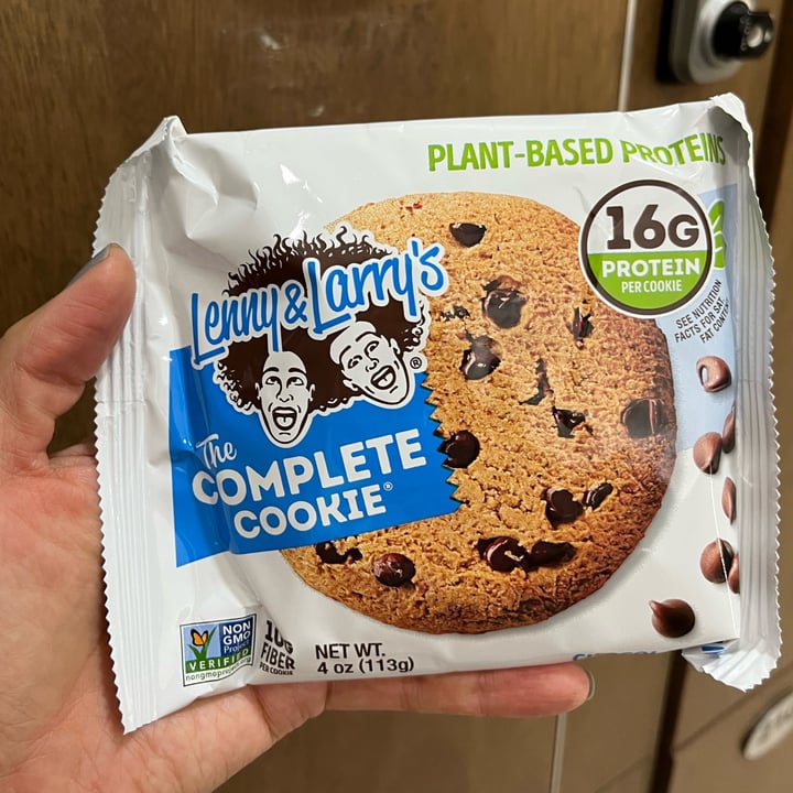 photo of Lenny & Larry’s Chocolate Chip Snack Size Cookie shared by @mexicancherry on  07 Nov 2022 - review