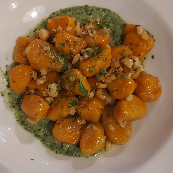 photo of Ristorante Vegano Biologico La Lanterna Gnocchi di carote shared by @aliceali88 on  29 May 2022 - review