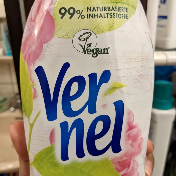 review photo of Vernel Naturals Pfingstrose und Weißer Tee shared by @jana-aura on 23 Apr 2022 - review
