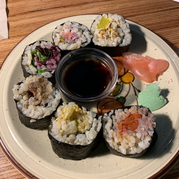 photo of LA CAMELIA VEGAN BAR Sushi shared by @gzk on  23 Oct 2020 - review