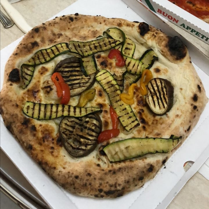 photo of C’E’ Pizza x te di Grazioli Mirko Focaccia con verdure grigliate shared by @giolombi on  15 Dec 2021 - review