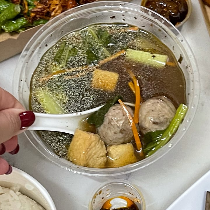 photo of Warung Ijo Bakso Soup shared by @veggiexplorer on  23 Oct 2021 - review