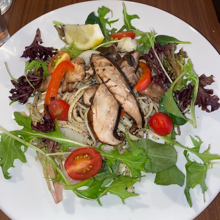 review photo of Orange & Teal Truffle linguine shared by @theflexivore on 05 Sep 2021 - review