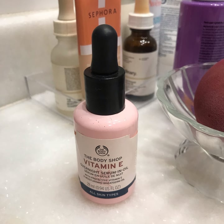 photo of The Body Shop serum vitamina e shared by @marianacaires on  01 Oct 2022 - review