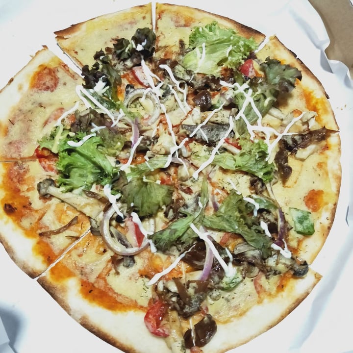 photo of WellSmoocht Jack & Dill Pizza shared by @rinnnnnnnnie on  23 May 2020 - review