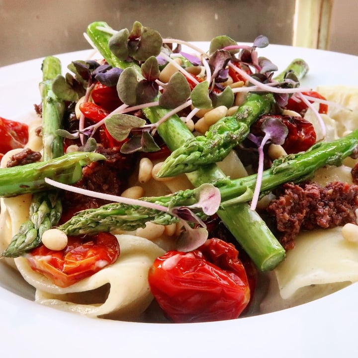 review photo of Anastasia Jerusalem Artichoke Cream Pappardelle shared by @naama on 28 Aug 2019 - review