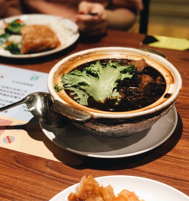 Photo of the dish “‘Pork Trotters’ in Vinegar 猪脚醋”