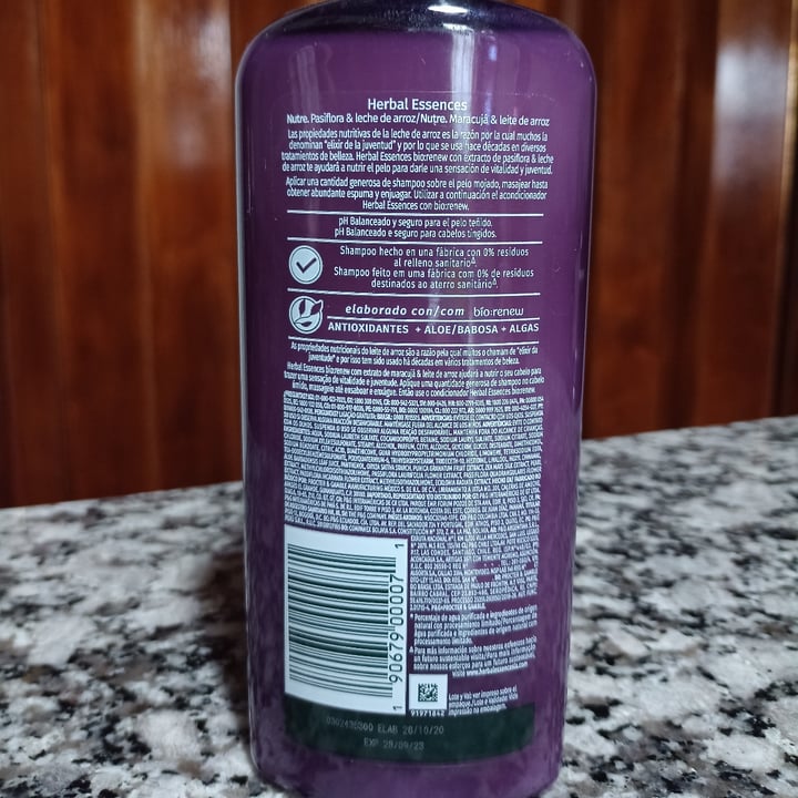 review photo of Herbal Essences Shampoo Pasiflora y Leche de Arroz shared by @luujimenezz on 30 Sep 2022 - review
