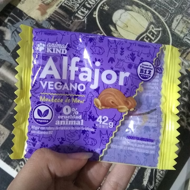 photo of Animal kind Alfajor Vegano shared by @leilanahir on  03 Jul 2022 - review