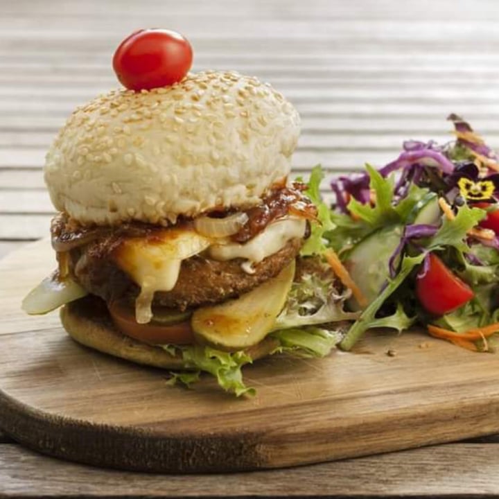 photo of Oak Leaf Brunch Cafe, Gourmet Deli & Coffee Bar Beyond Burger shared by @keziahgabriel on  27 Dec 2020 - review