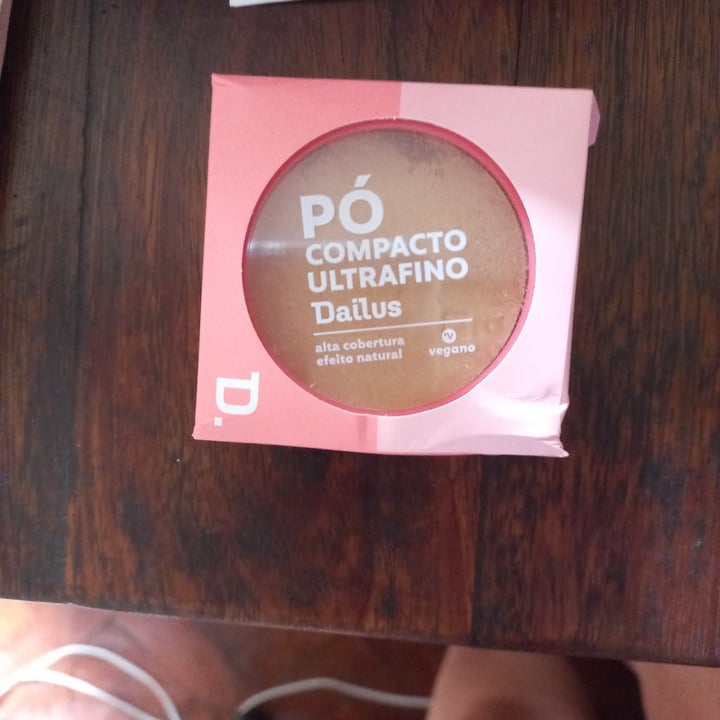 review photo of Dailus Pó Compacto Ultrafino shared by @yaskara on 25 Apr 2022 - review