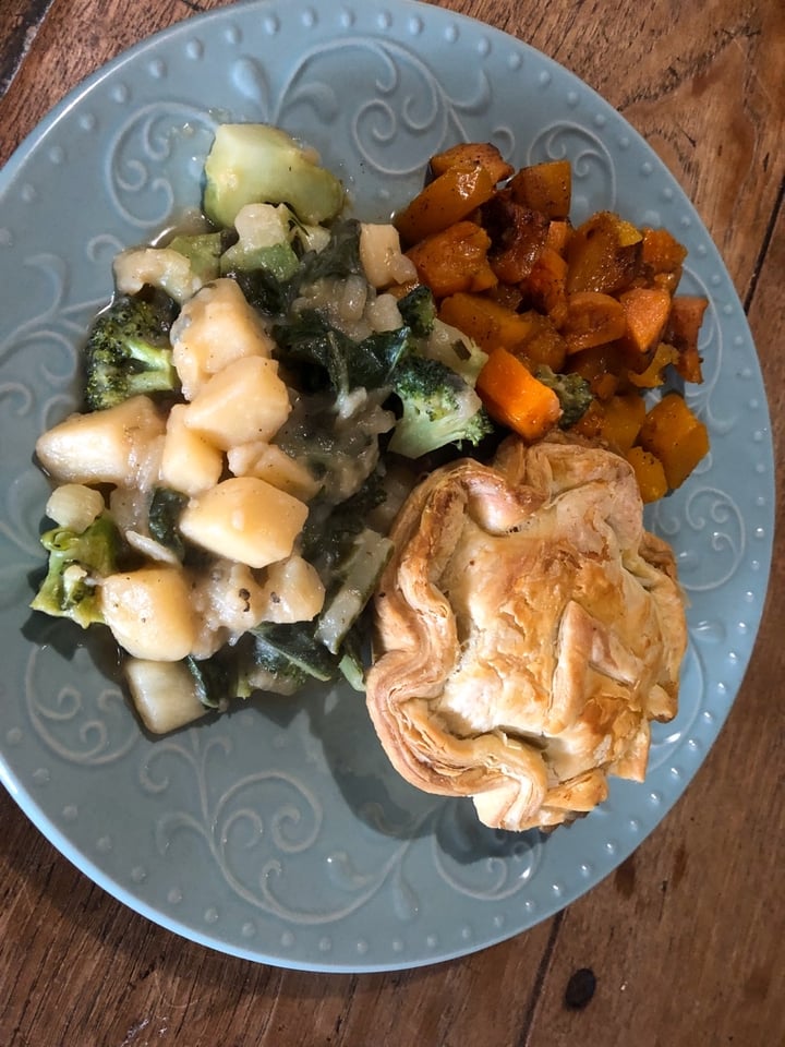 photo of Peregrine Farmstall Country Cornish Pie shared by @ell269 on  27 Aug 2019 - review