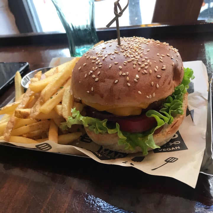 photo of Mad Mad Vegan Double cheese vacon shared by @ssipaneka on  18 Sep 2021 - review