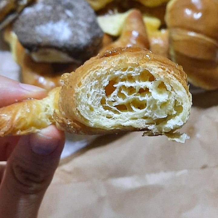 photo of Panaderia Sweet Medialunas dulces shared by @coniitto on  07 Mar 2021 - review