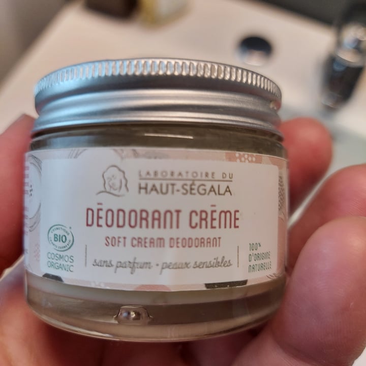 review photo of Laboratoire du haut segala Deodorant Creme shared by @momyx22 on 16 Mar 2022 - review