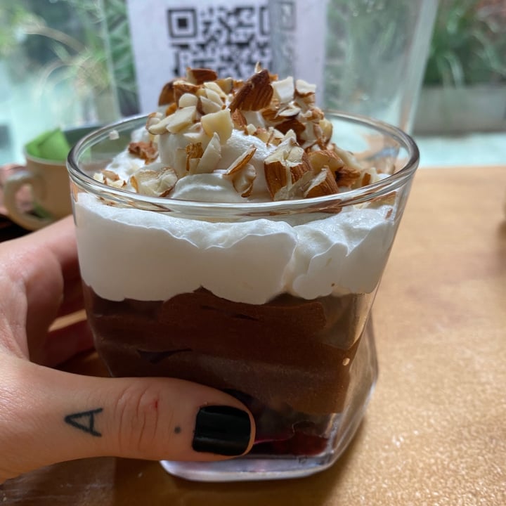 review photo of MOLA Postre de chocolate shared by @carocamarata on 21 Aug 2021 - review